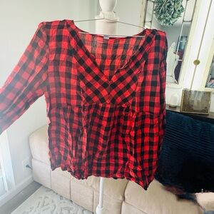 Old Navy Red and Black Plaid Women's Top